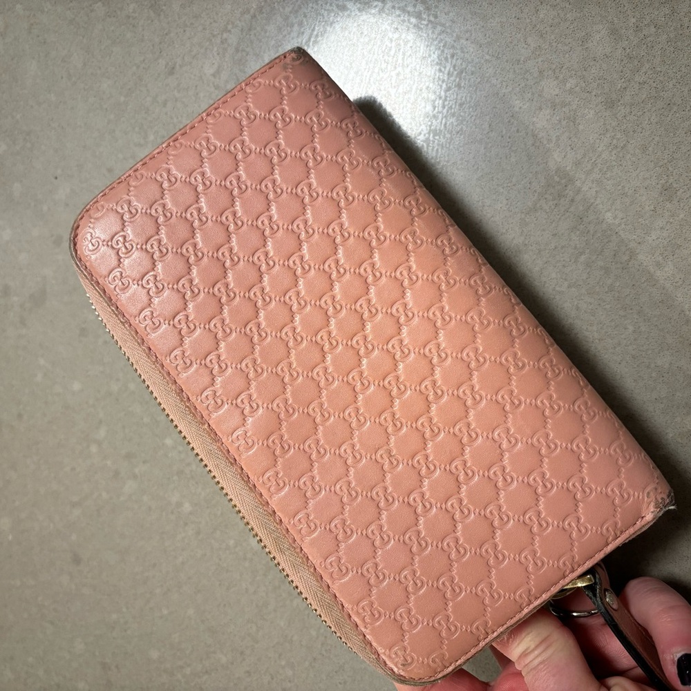 LAST CHANCE Guccisima Gucci wallet